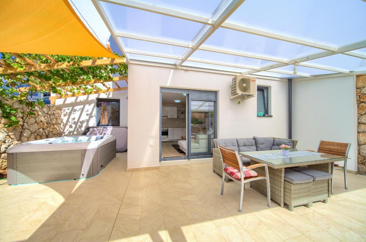 Apartments Nadica Deluxe マリンスカ エクステリア 写真