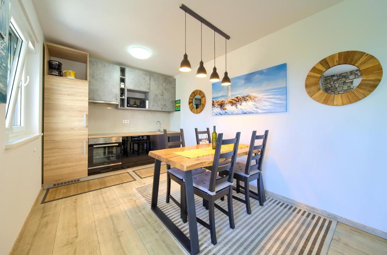 Apartments Nadica Deluxe マリンスカ エクステリア 写真